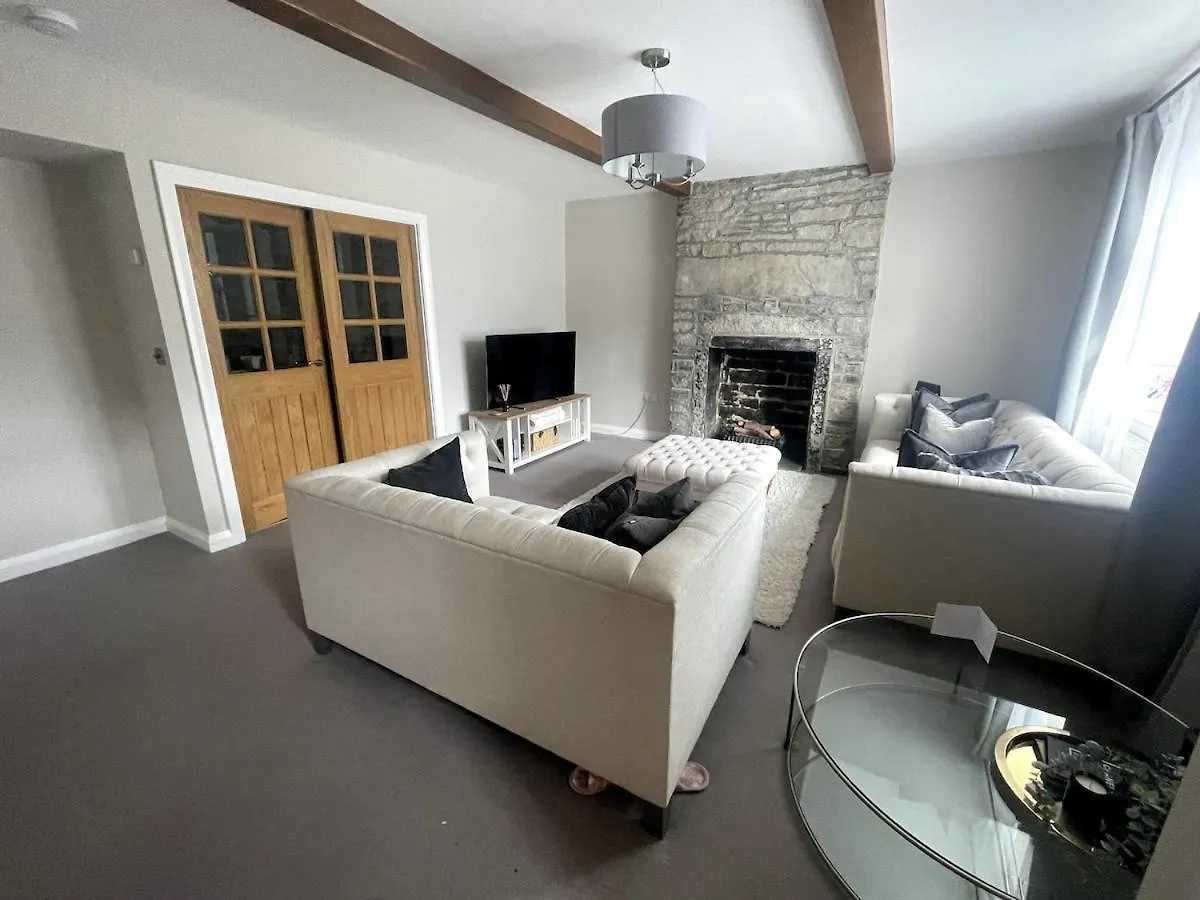 Nyaraló Beautiful 3 Bedroom Cottage Huddersfield